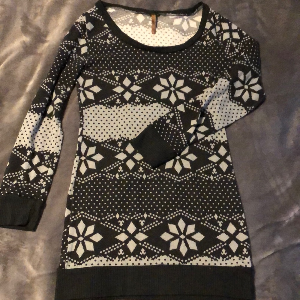 Women’s 3/4 sleeve sweater